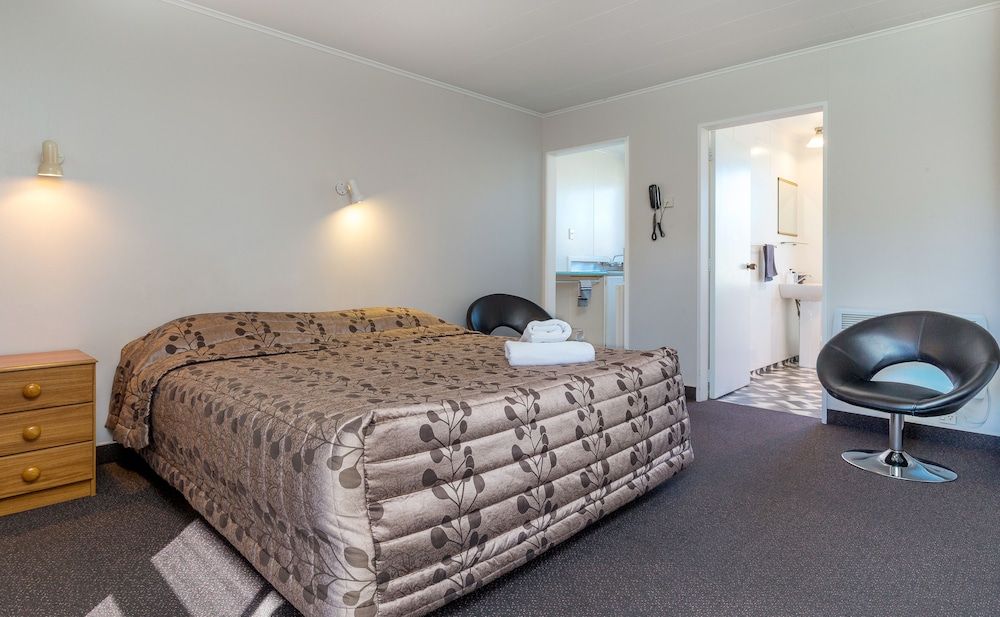 Cherylea Motel Executive Studio 2