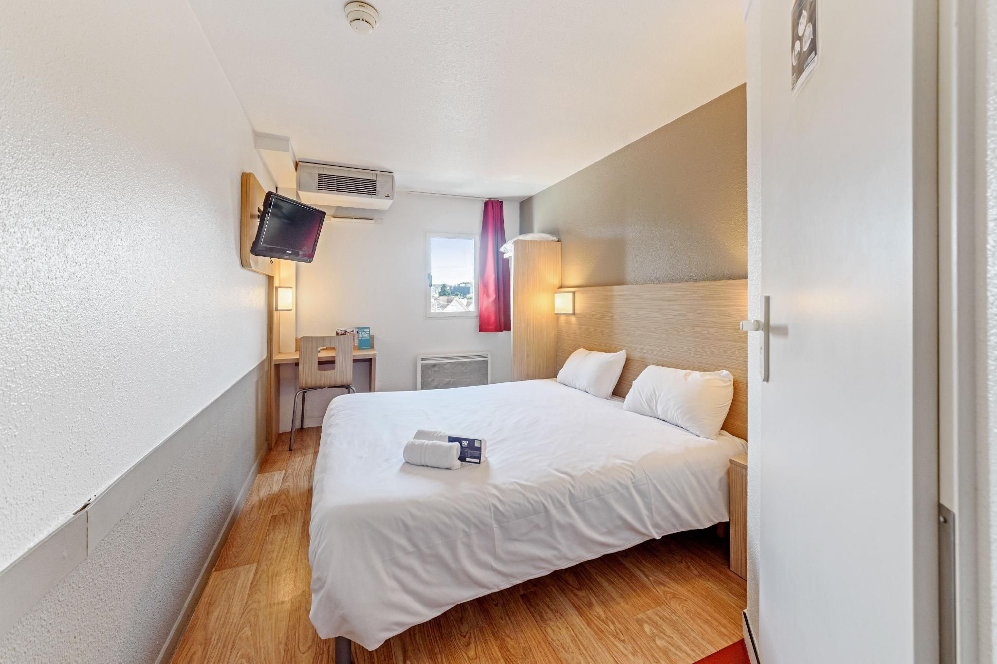 1 Double Bed