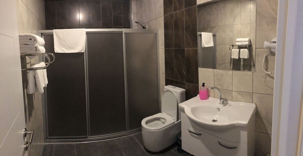 Skyblue Istanbul Hotel Economy Room 2