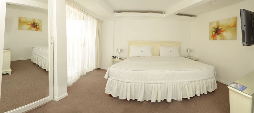 Double Room, 1 King Bed