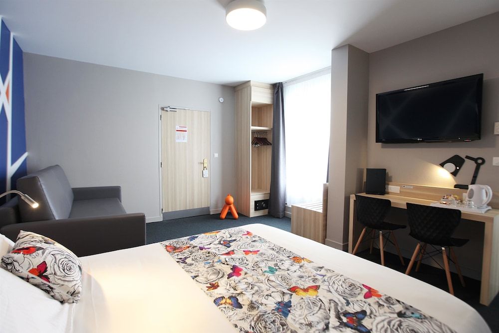 Best Western Hotel De Paris Superior Room, 1 Queen Bed, Non Smoking (with Sofabed) 6