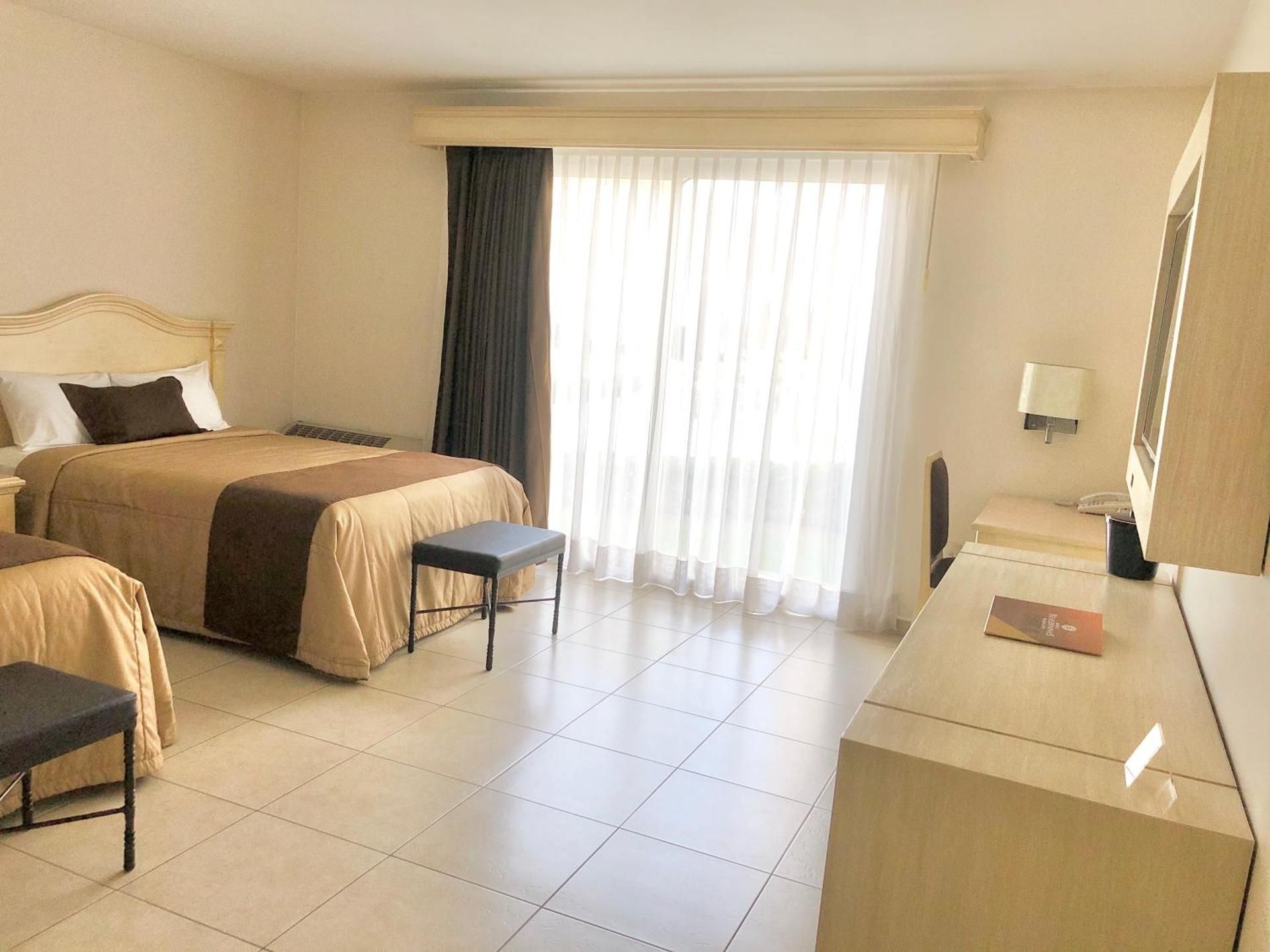 Double Room with Pool Access 
