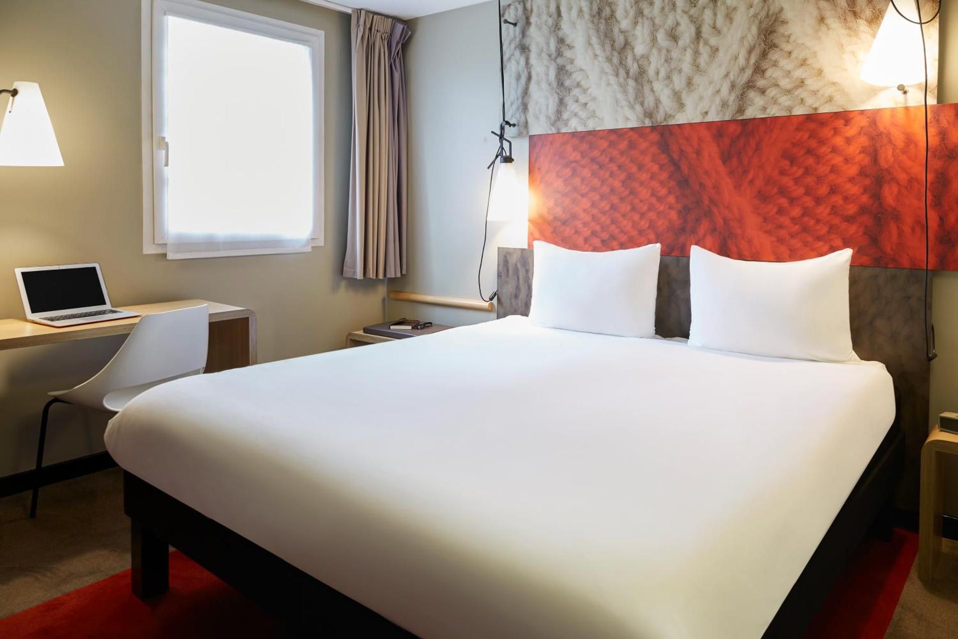undefined Ibis Paris Canal Saint Martin 4