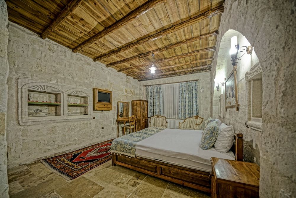 Elysée Cave House Boutique Double or Twin Room 8