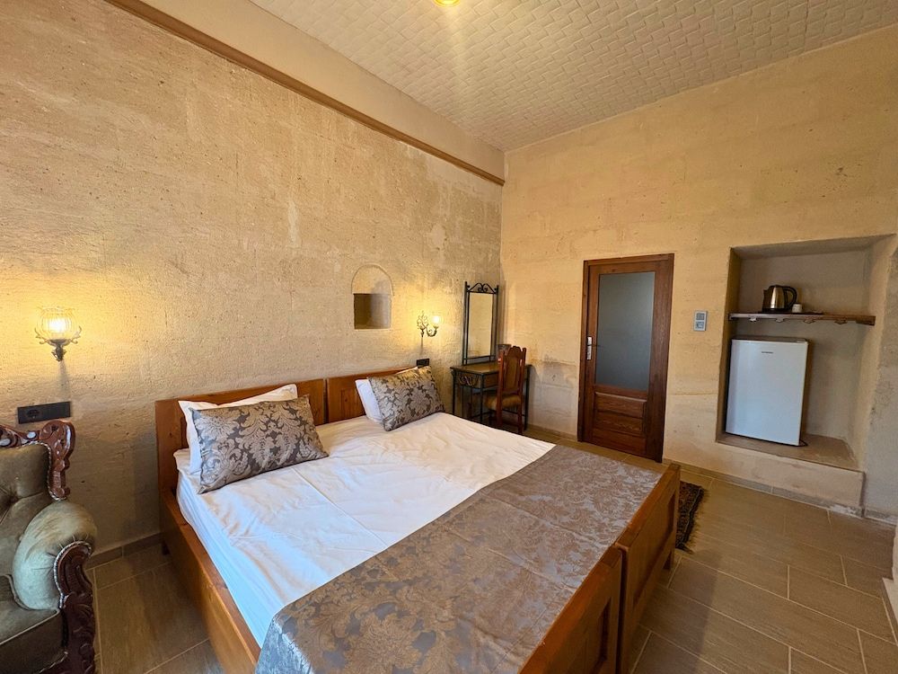 Elysée Cave House Boutique Double or Twin Room 10