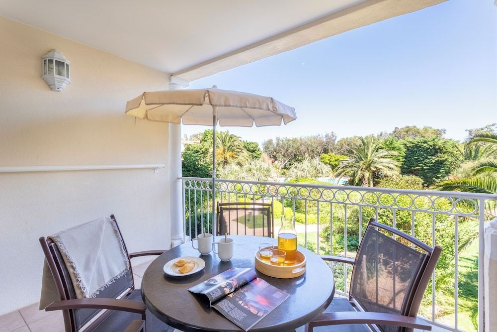 Résidence Pierre & Vacances Le Hameau de la Pinède Apartment 4 people - 1 bedroom - Terrace or balcony - Air conditioned Renovated 3