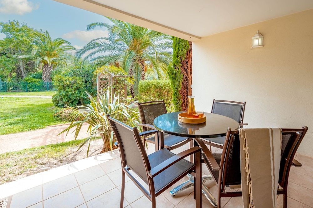 Résidence Pierre & Vacances Le Hameau de la Pinède Studio 4 personnes - 1 coin nuit - Terrasse ou balcon - Climatisé 3