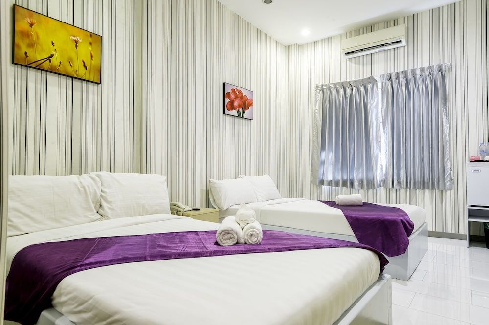 undefined White Residence Hotel & Apartment 2