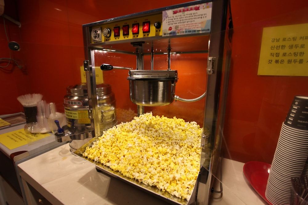 undefined Zip Hotel 9