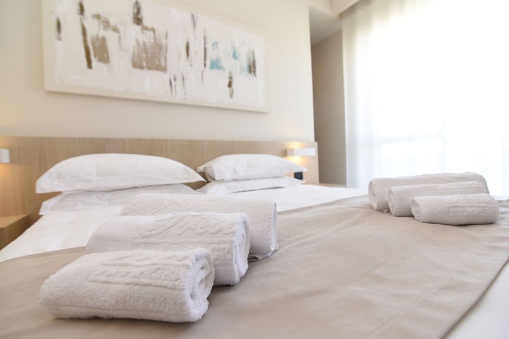 Grand Hotel President Deluxe Double or Twin Room 2