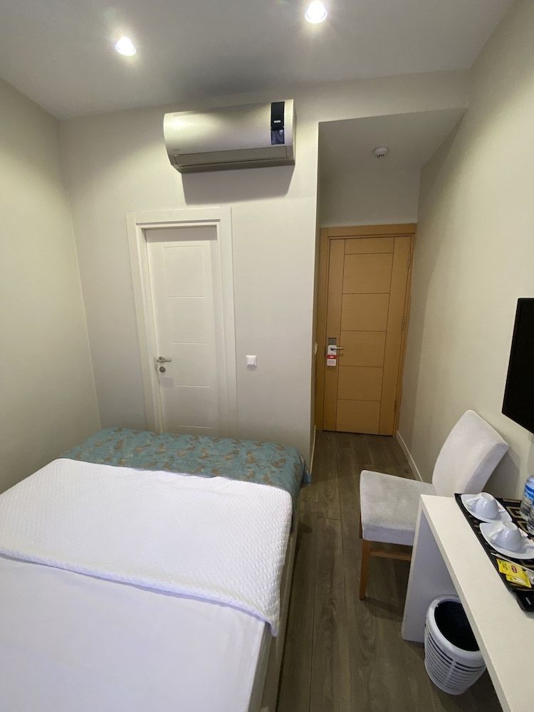 Bunkahaus Standard Room 2