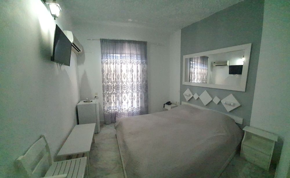 Porto Castello Standard Room 10