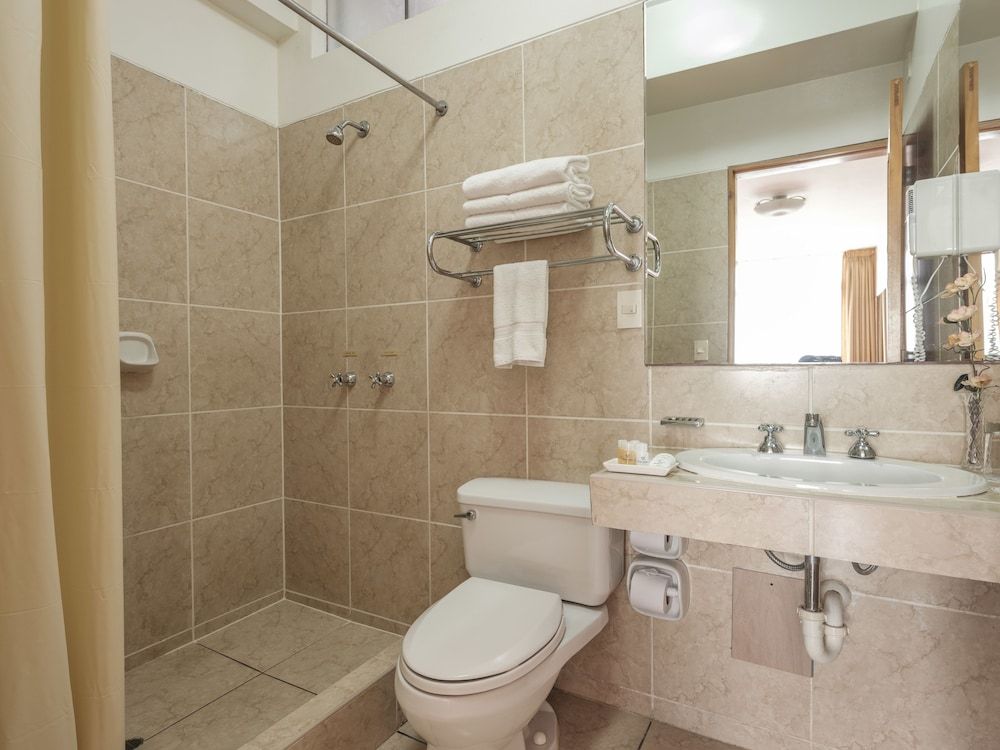 undefined Qorianka Hotel 10