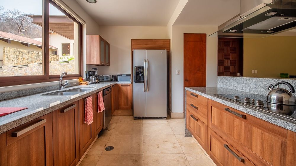 Celeste Beach Residences Huatulco Curamoria Collection Master Residence, 2 Bedroom, Ocean View 2