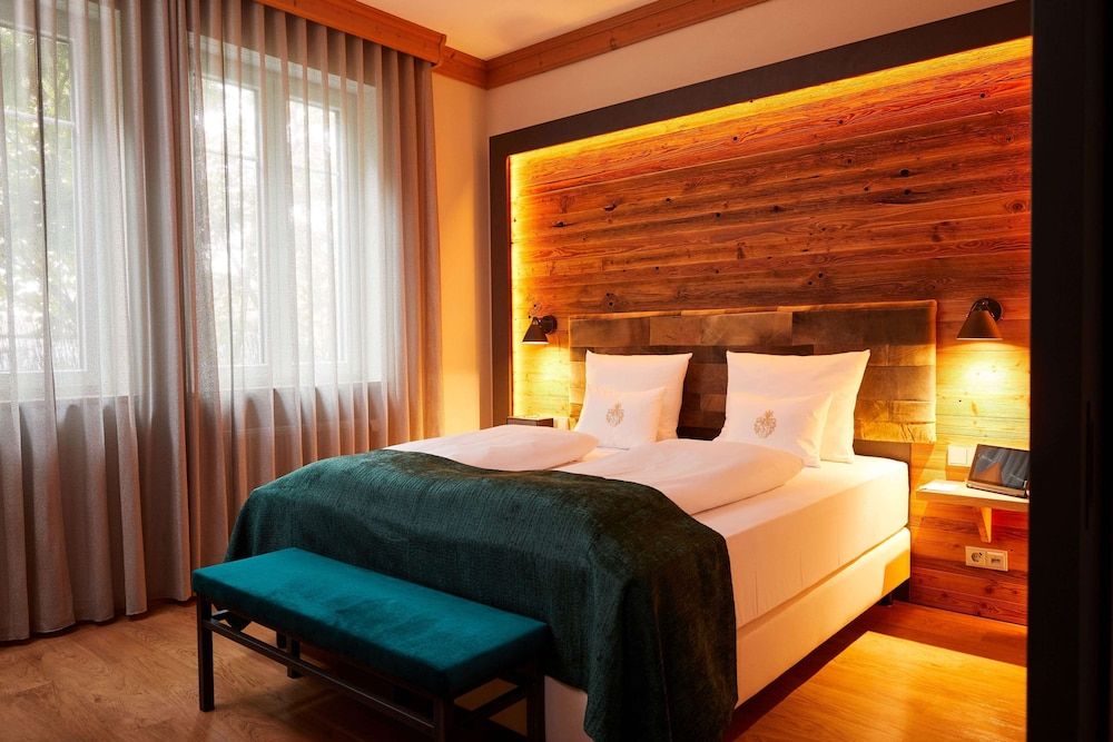 Best Western Plus Hotel Erb Family Room, 1 King Bed (with Sofabed) 4