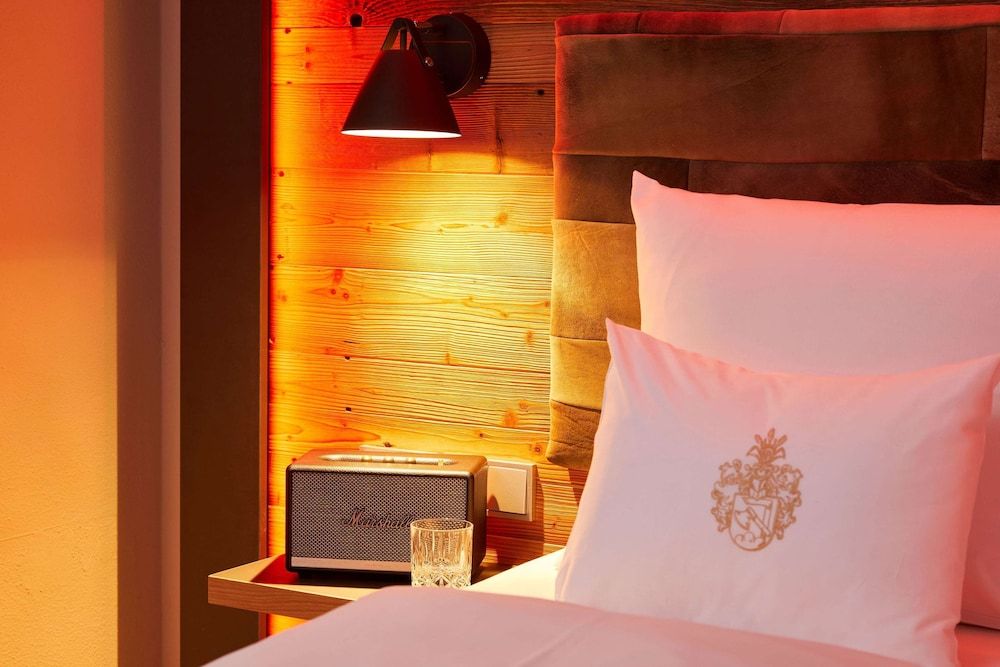 Best Western Plus Hotel Erb Junior Suite, 1 King Bed, Balcony (with Sofabed) 3