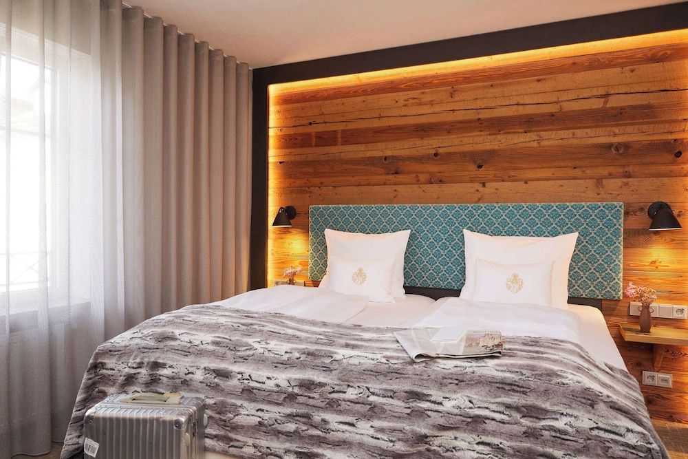 Best Western Plus Hotel Erb Family Room, 1 King Bed (with Sofabed) 3