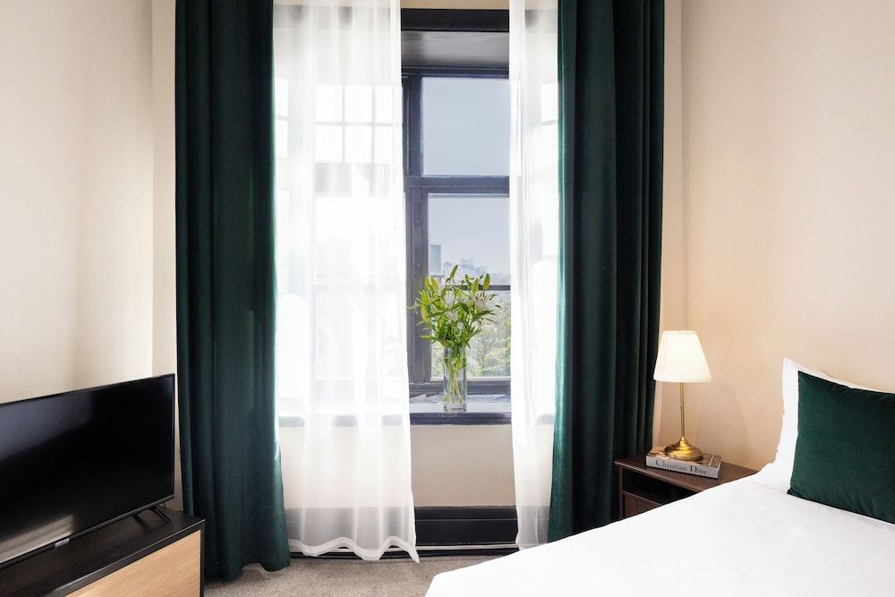 City Budget Hotel Deluxe Family Room 11