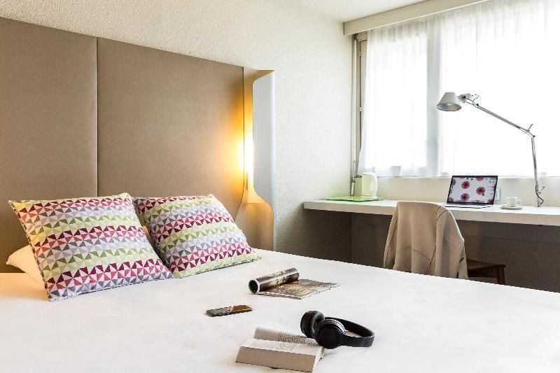 Double Room with 1 Double Bed