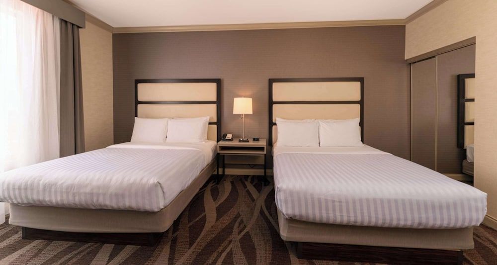 Suite, 2 Queen Beds, Non Smoking, Kitchen (with Sofabed)
