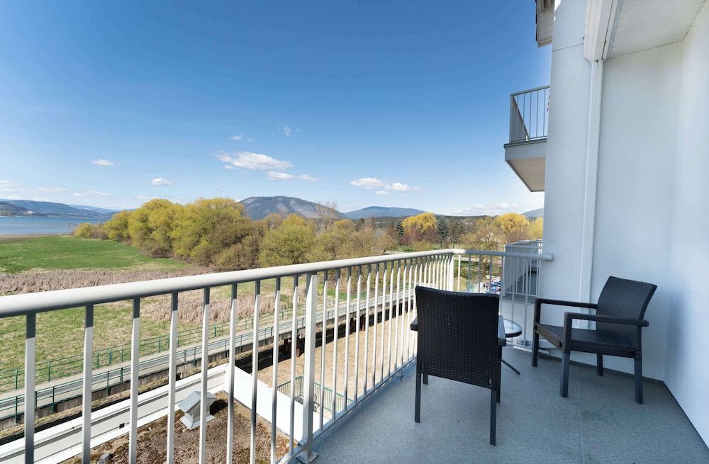 Standard Room, 1 Queen Bed, Balcony, City View (with Sofabed)