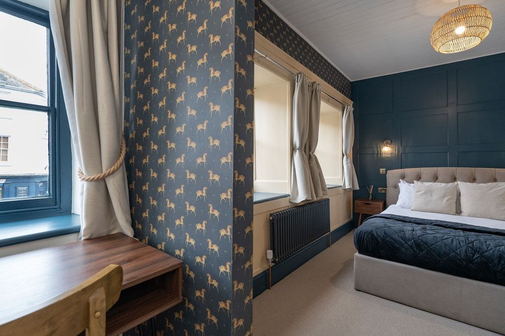 The Bugle Coaching Inn Double Room, Ensuite 3