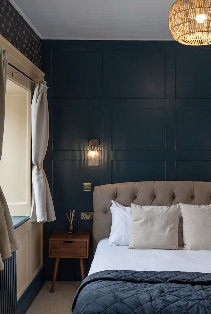 The Bugle Coaching Inn Double Room, Ensuite 2