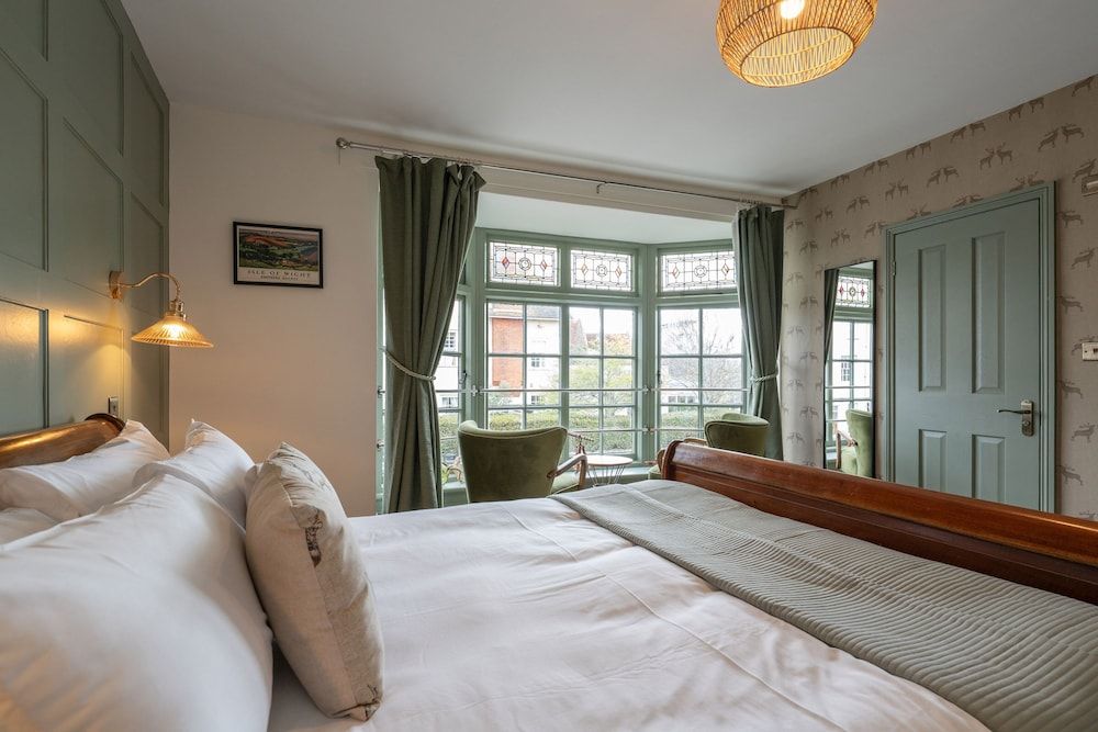 The Bugle Coaching Inn Suite, Ensuite 2