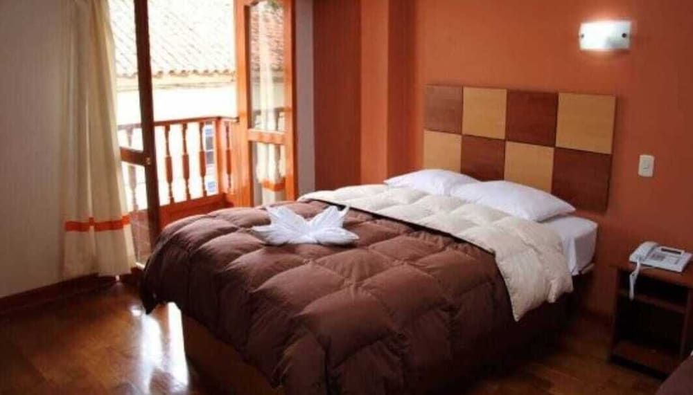 Classic Twin Room