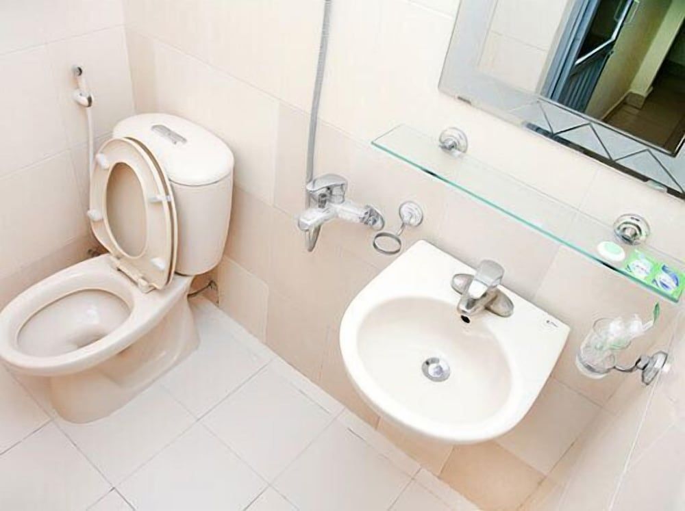 undefined Bluebell Hotel 10