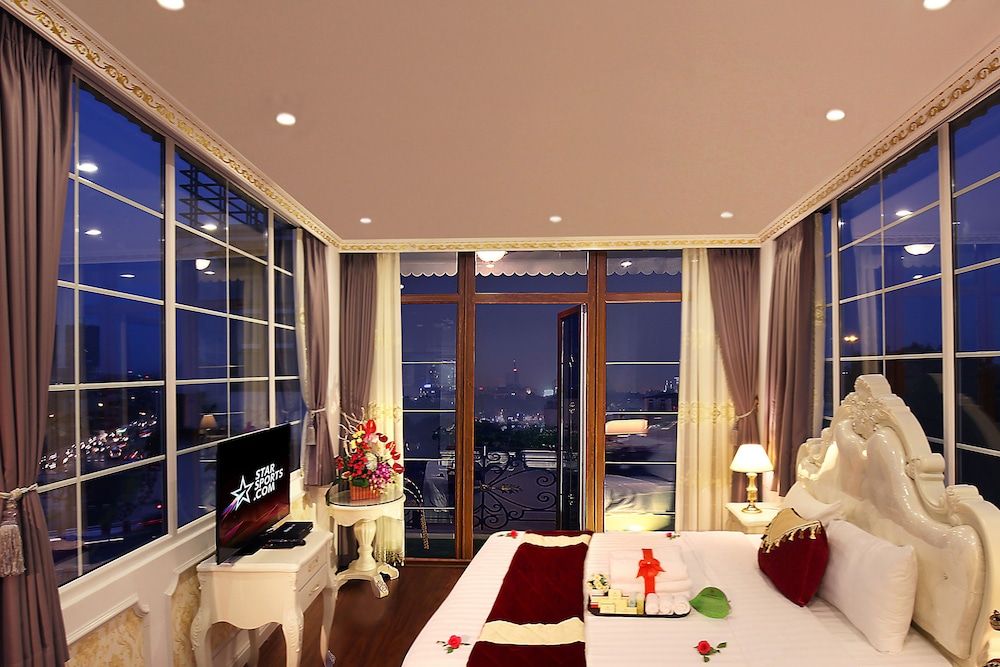 undefined Hanoi Hotel Royal 2