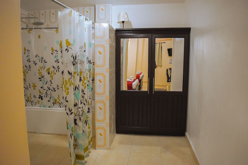 La Pépinière Hôtel Classic Studio Suite, 1 King Bed 17