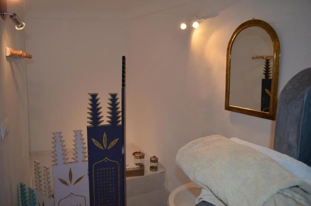 Riad et SPA Misria Les Orangers Double economie salle de bain prive (annexe) 4