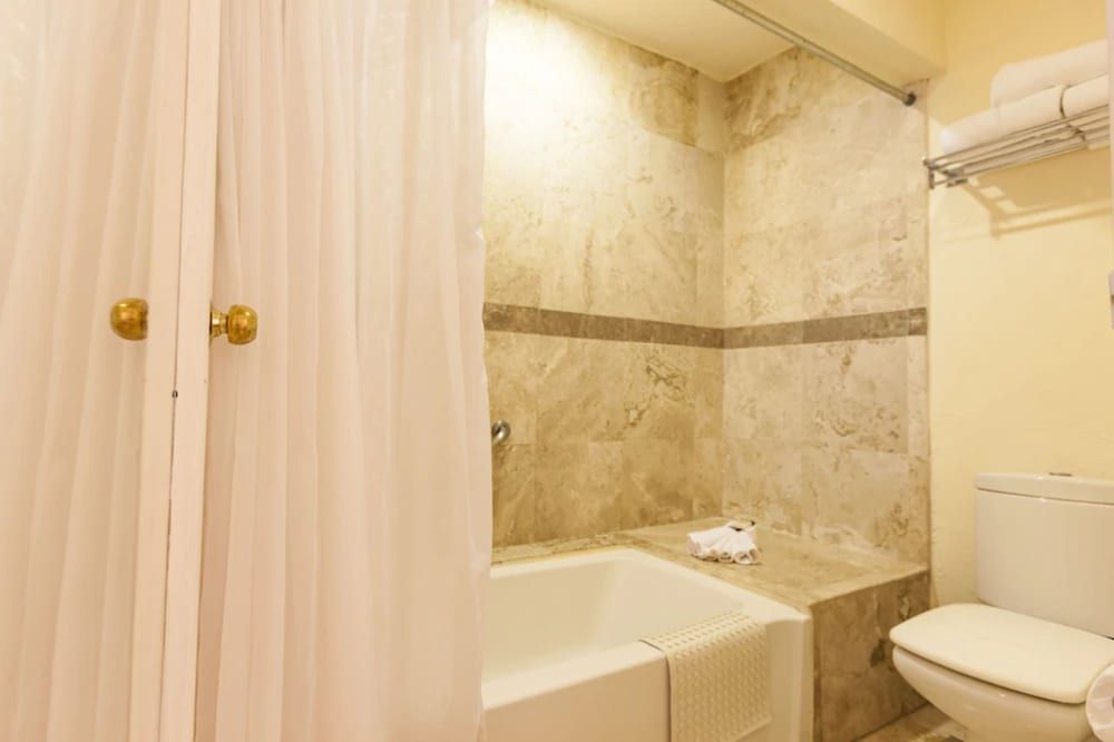 Hotel Mesón de Jobito Double Room, 2 Double Beds 17