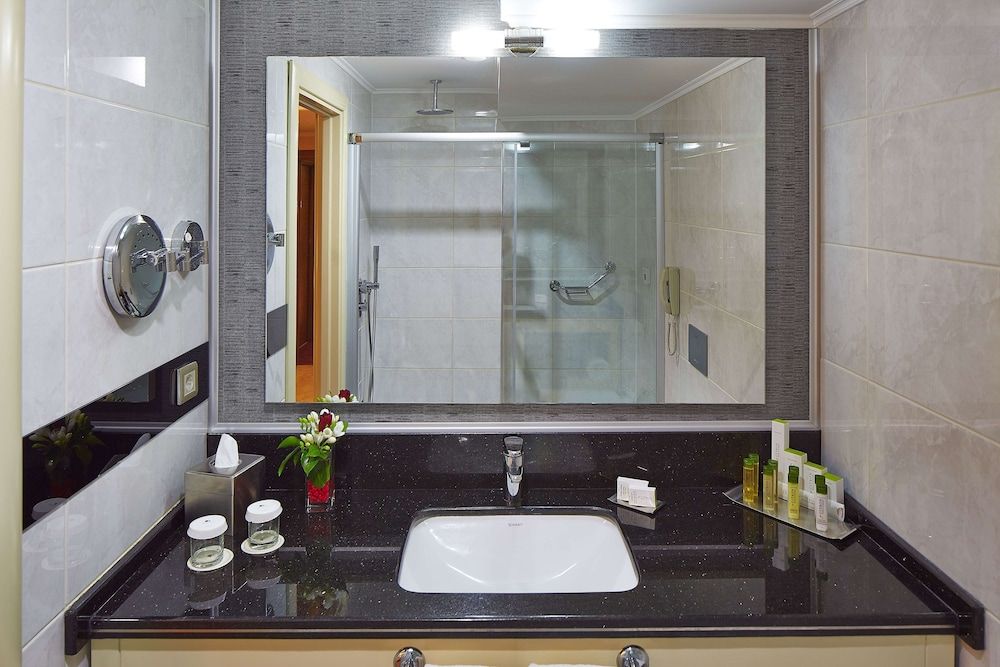 undefined Doubletree By Hilton Hotel Izmir - Alsancak 4