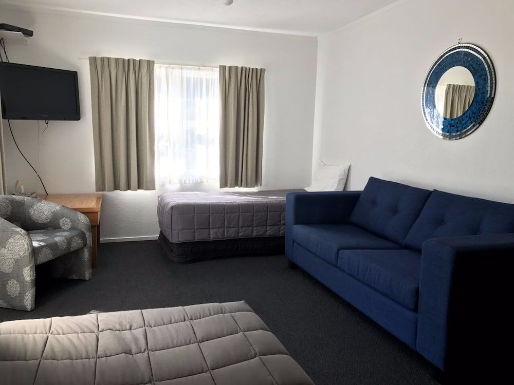 1 Bedroom Holiday Apartment