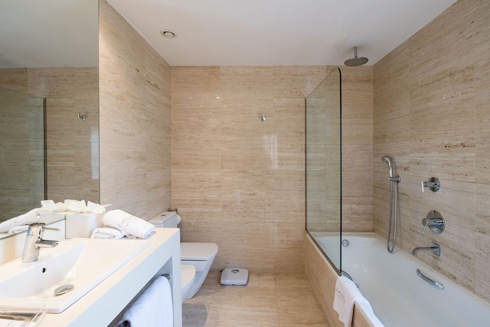 Catalonia Catedral Hotel Double or Twin Room 9