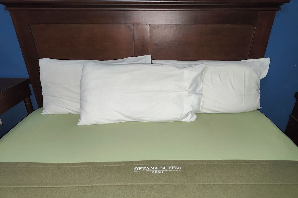 Oftana Suites Cebu near Oakridge Family Room 7