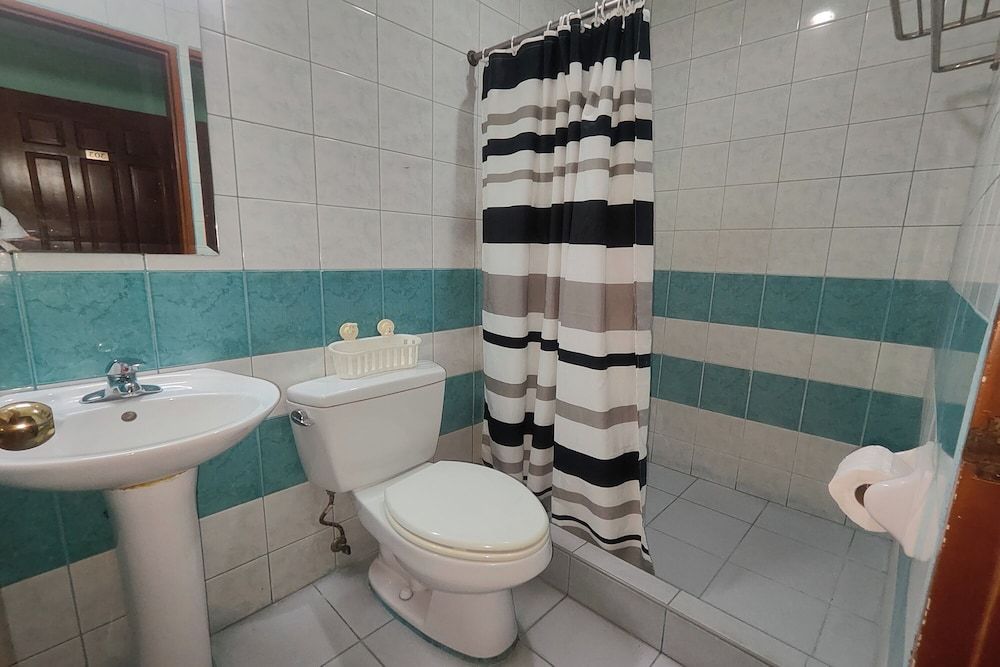 Oftana Suites Cebu near Oakridge Deluxe Room 6