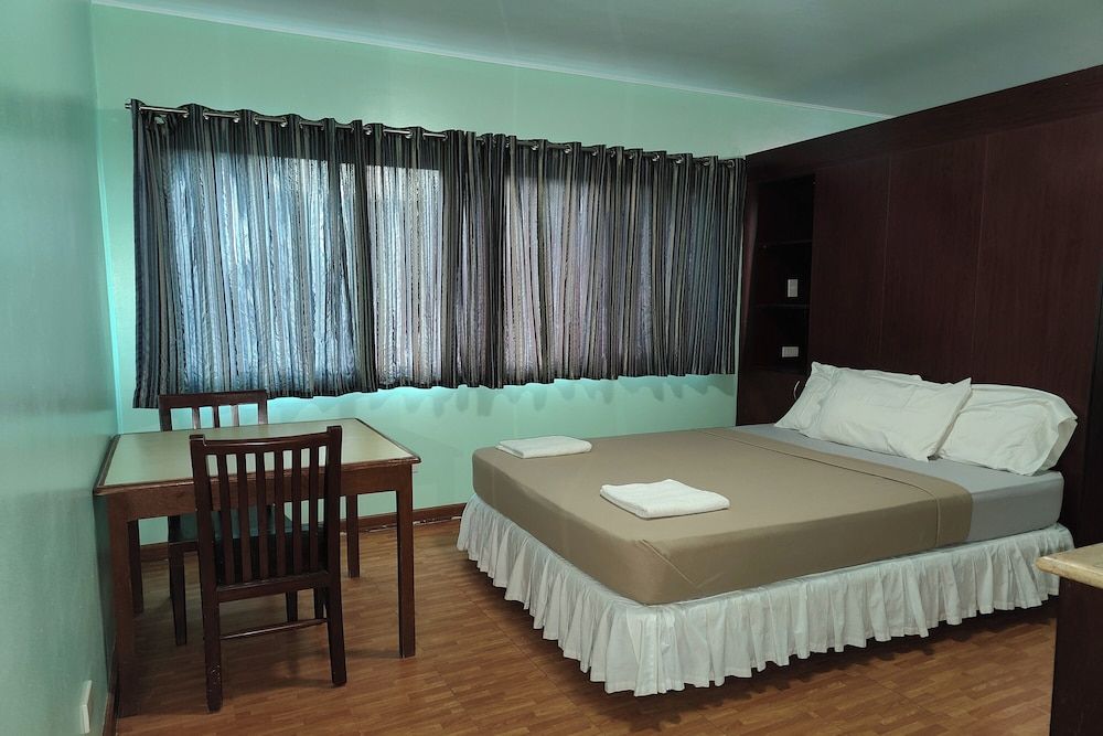 Oftana Suites Cebu near Oakridge Deluxe Room