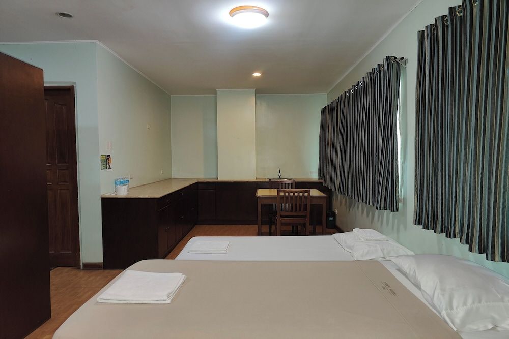 Oftana Suites Cebu near Oakridge Family Room 5