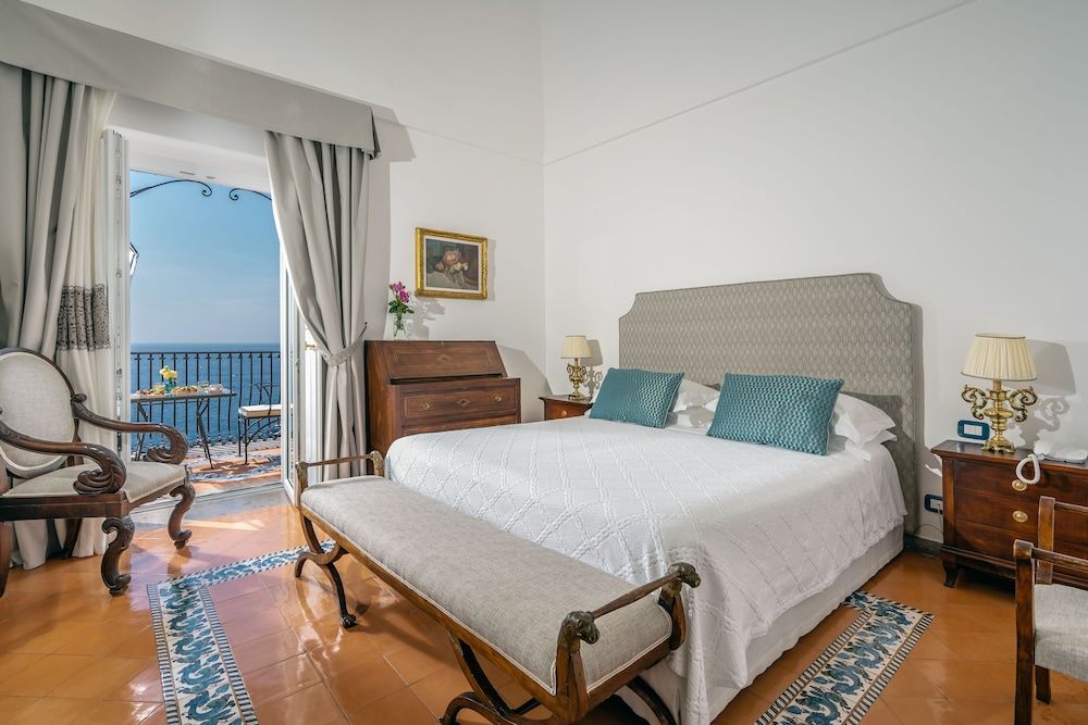 undefined Miramare 4