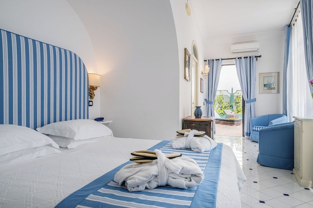 undefined Miramare 3