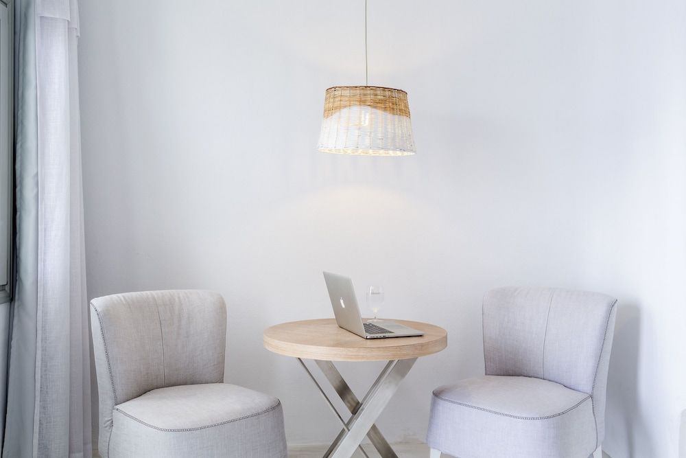 Charisma Suites Senior Suite, Sea View 12