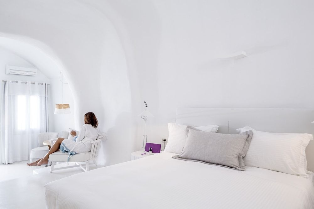 Charisma Suites Senior Suite, Sea View 5