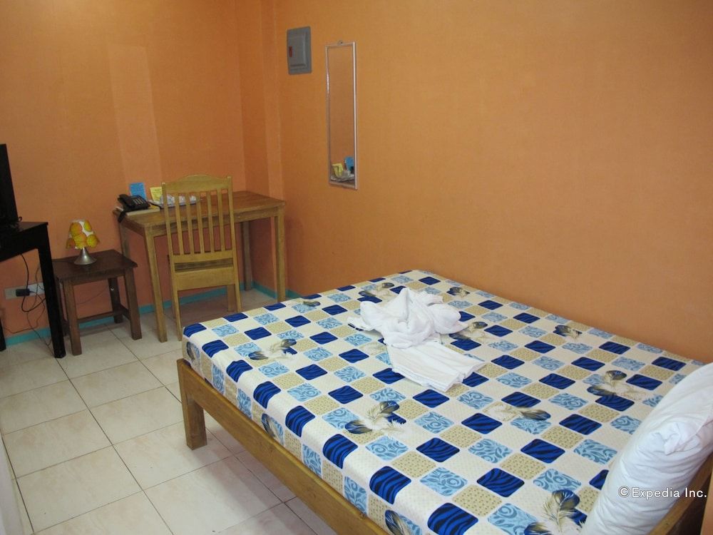 Lylie Hotel Deluxe Double Room 2