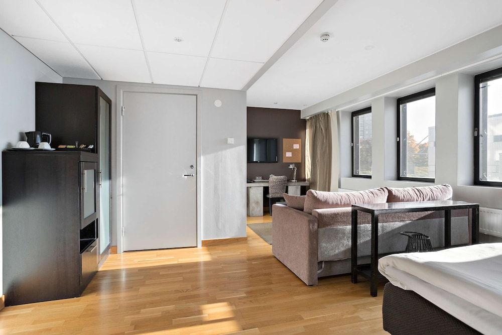 Aiden by Best Western Stockholm Solna Family Room, 1 Double Bed, Accessible, Non Smoking (with Sofabed) 4