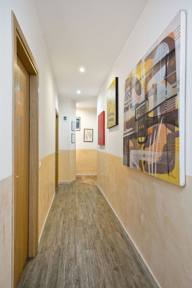 undefined Vaticano84 7