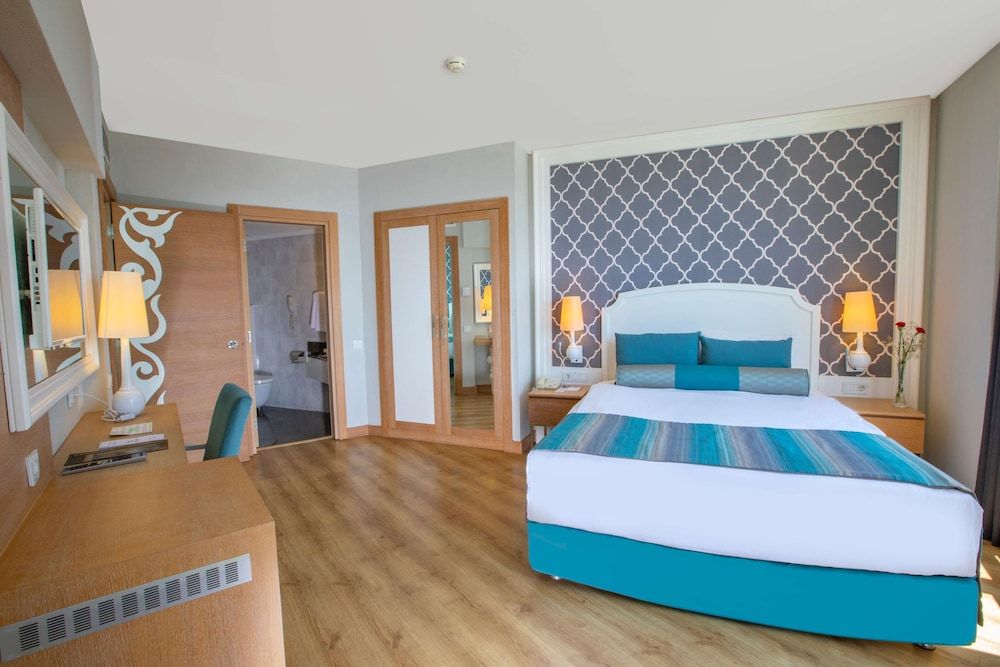 Sherwood Exclusive Lara, All Inclusive Family Suite 4