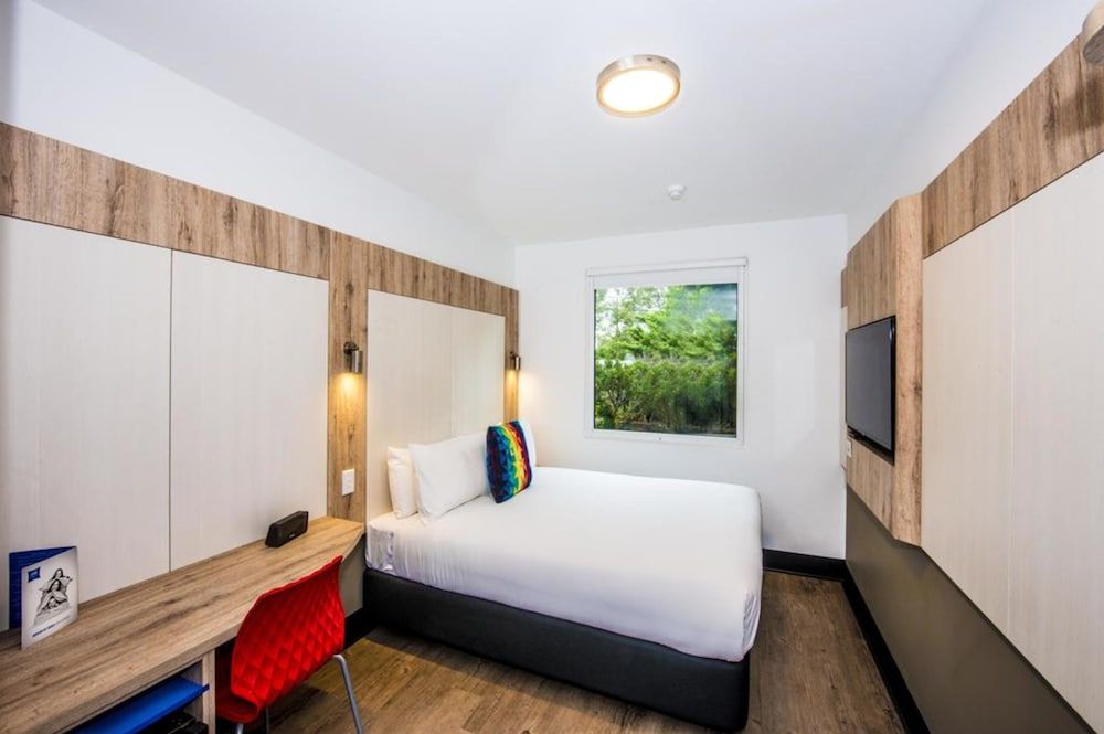 ibis budget Sydney Airport Classic Room, 1 Queen Bed 2